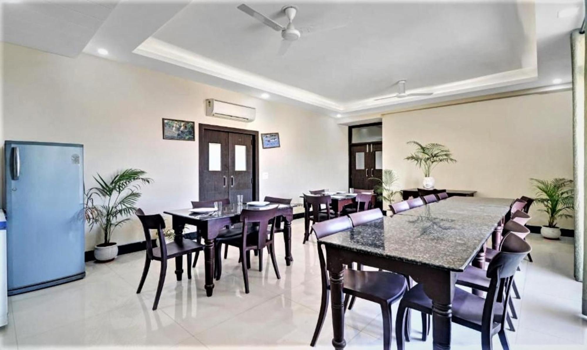 Hotel Ravi Residency Bharatpur Eksteriør billede
