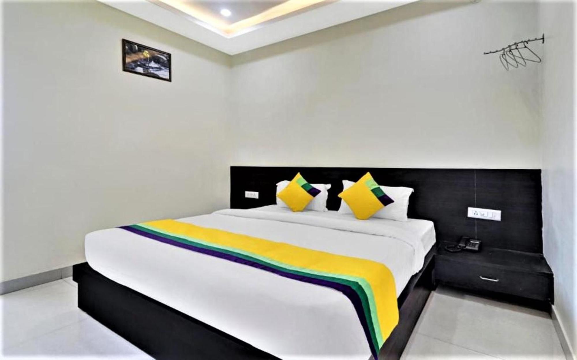 Hotel Ravi Residency Bharatpur Eksteriør billede