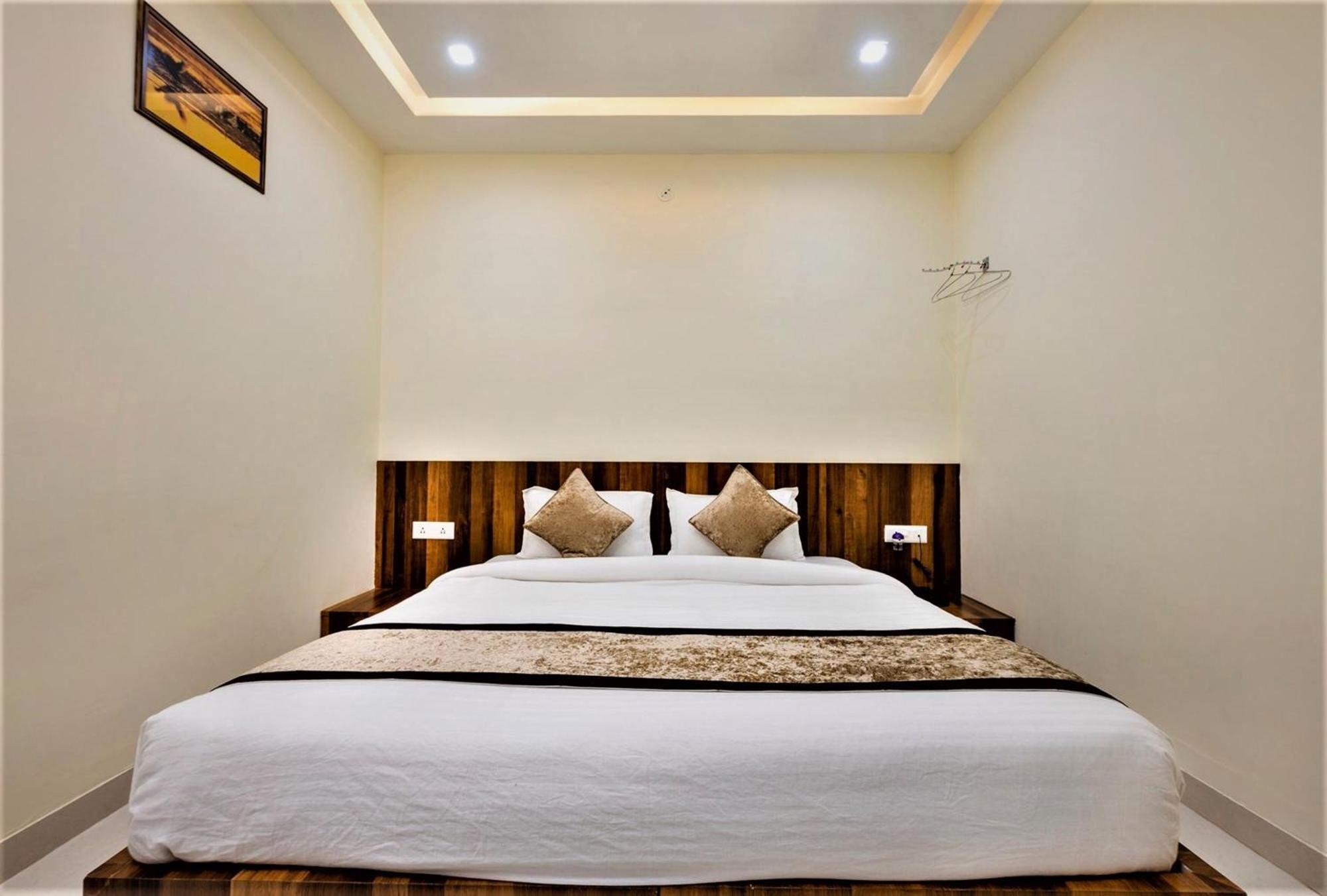 Hotel Ravi Residency Bharatpur Eksteriør billede